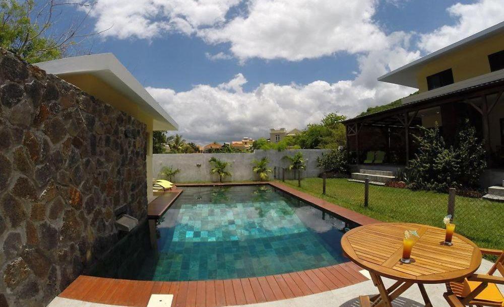Villa Des Frangipanes ลากูแล็ตต์ ภายนอก รูปภาพ